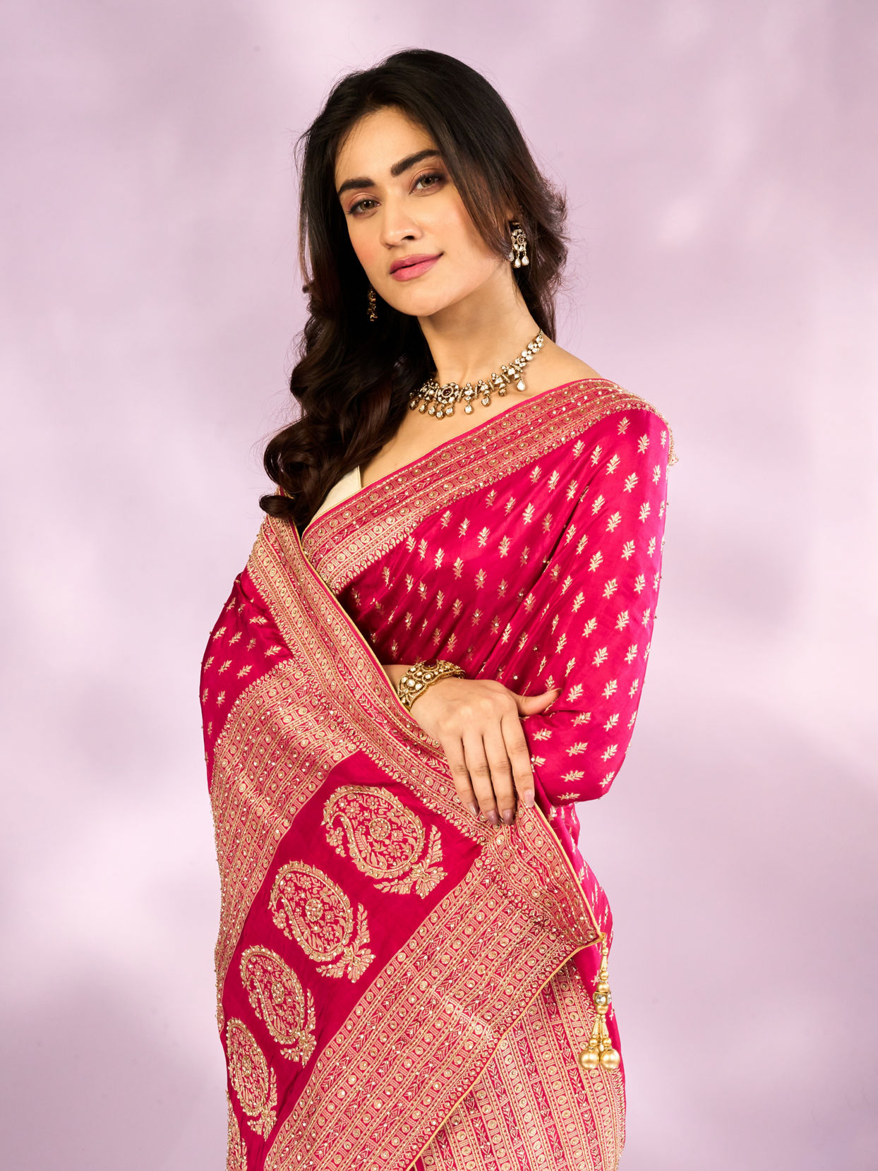 Mohey Women Elegant Rani Pink Saree