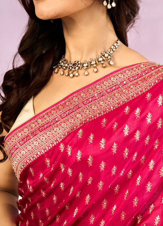 Mohey Women Elegant Rani Pink Saree