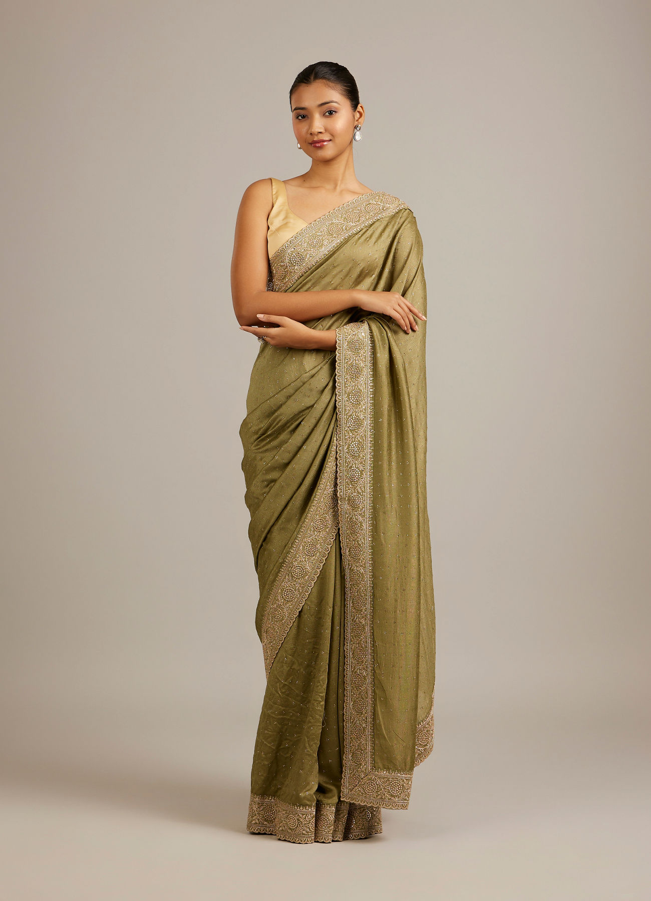 Mohey Women Emerald Elegance Saree