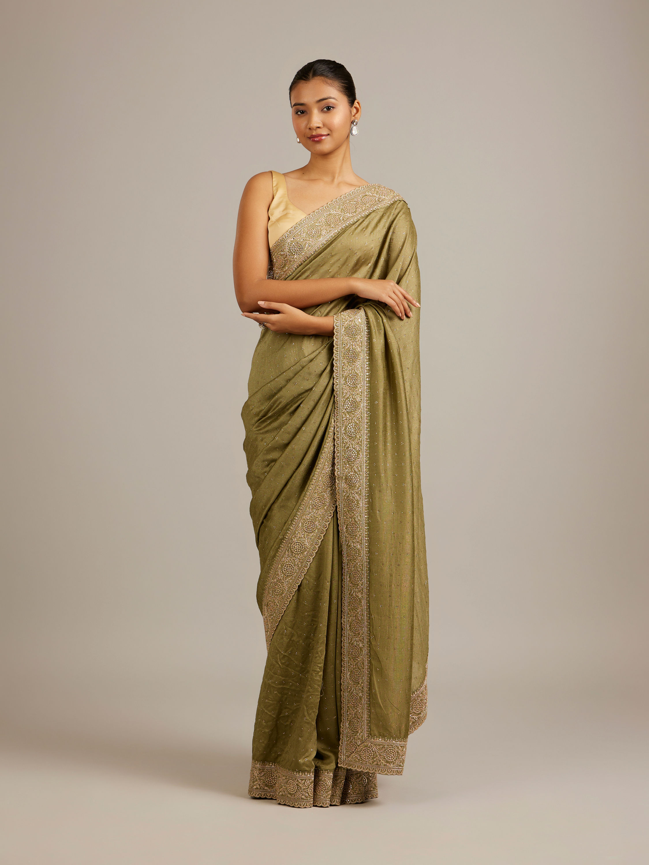 Mohey Women Emerald Elegance Saree