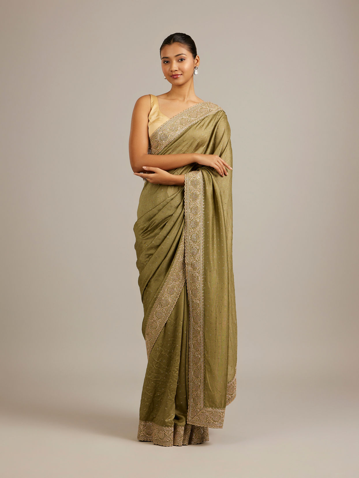 Mohey Women Emerald Elegance Saree