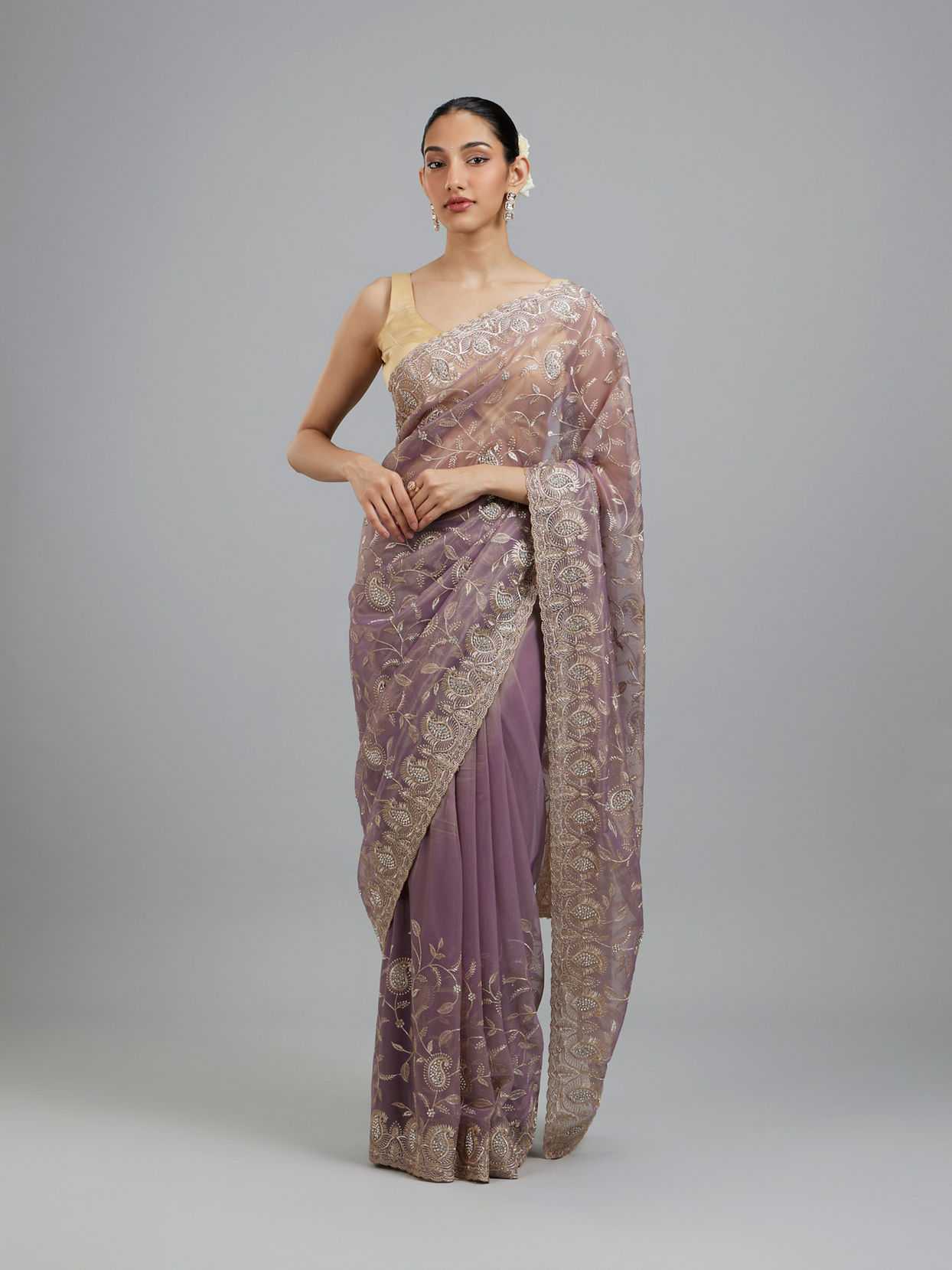 Mohey Women Lavish Purple Net Saree