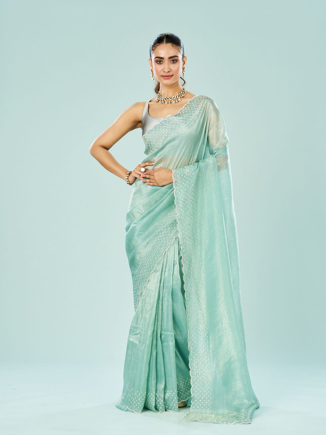 Mohey Women Emerald Allure Organza Saree