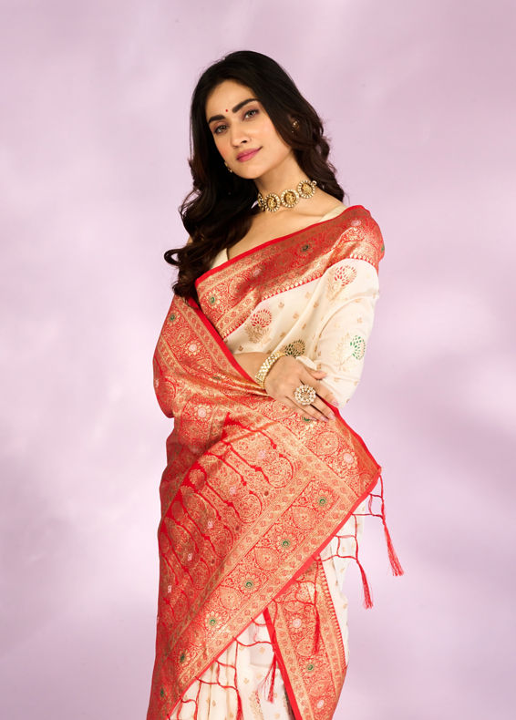 Mohey Women Radiant Cream Red Saree