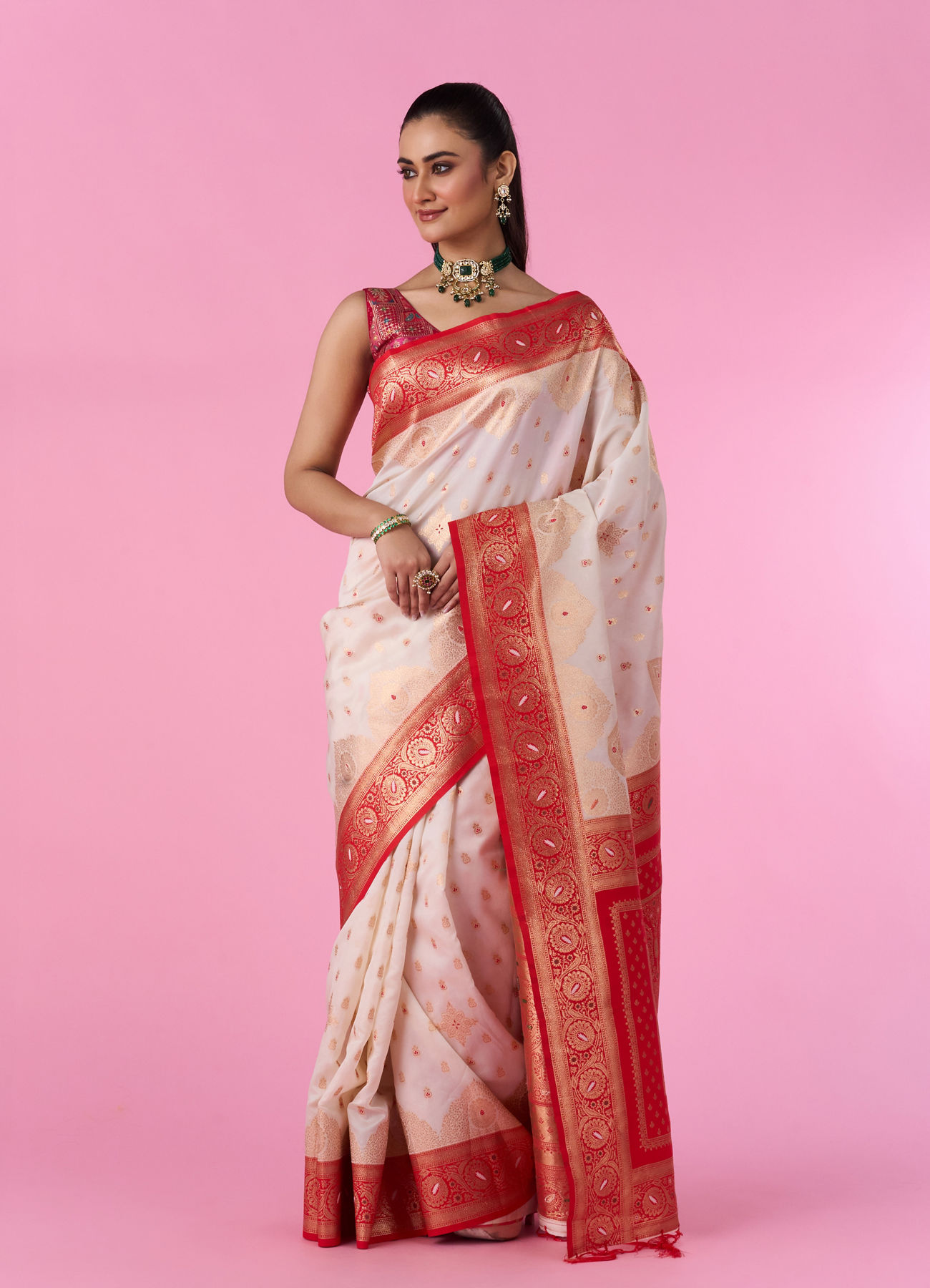 Mohey Women Elegant Cream Red Saree