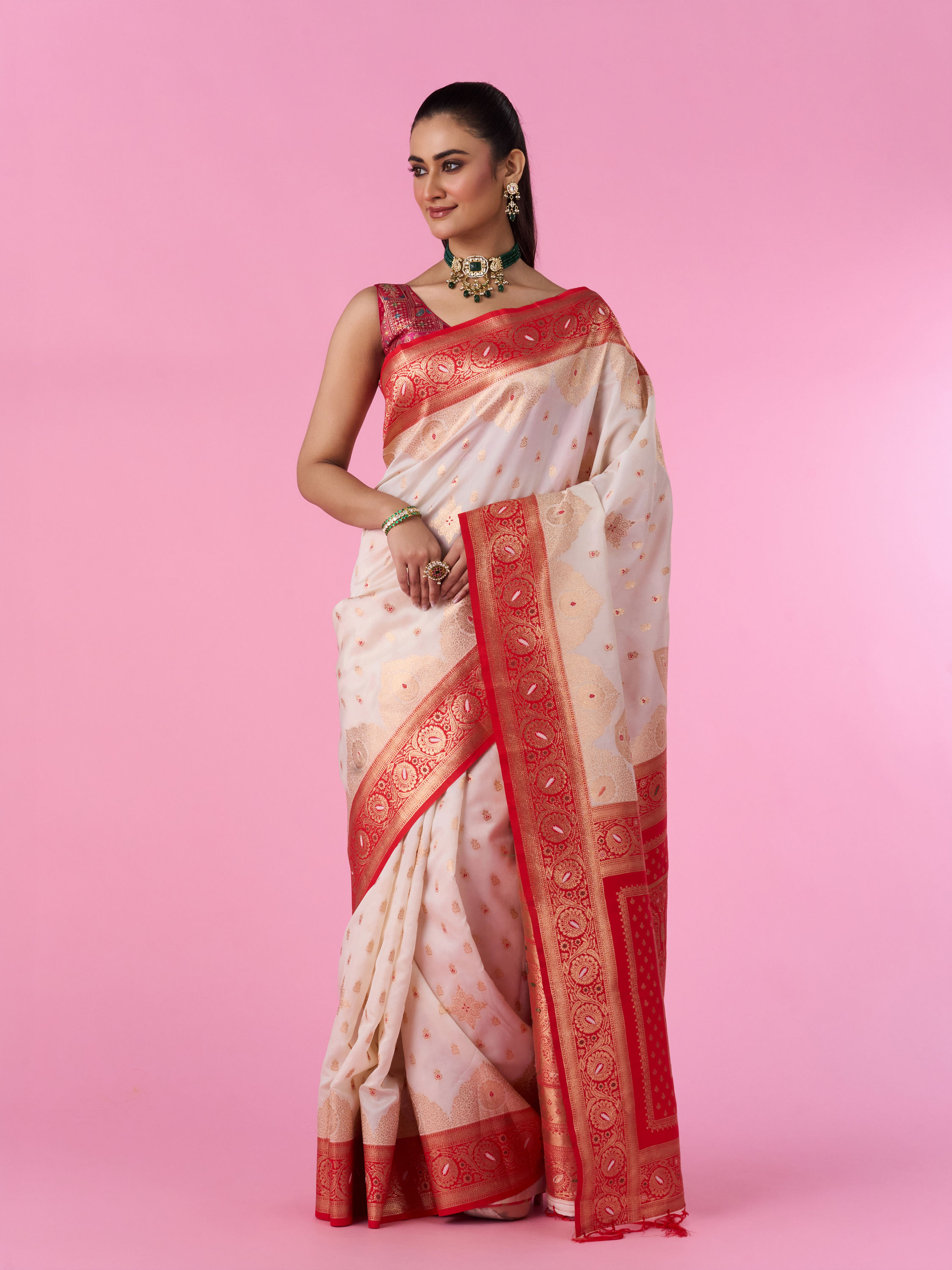 Mohey Women Elegant Cream Red Saree