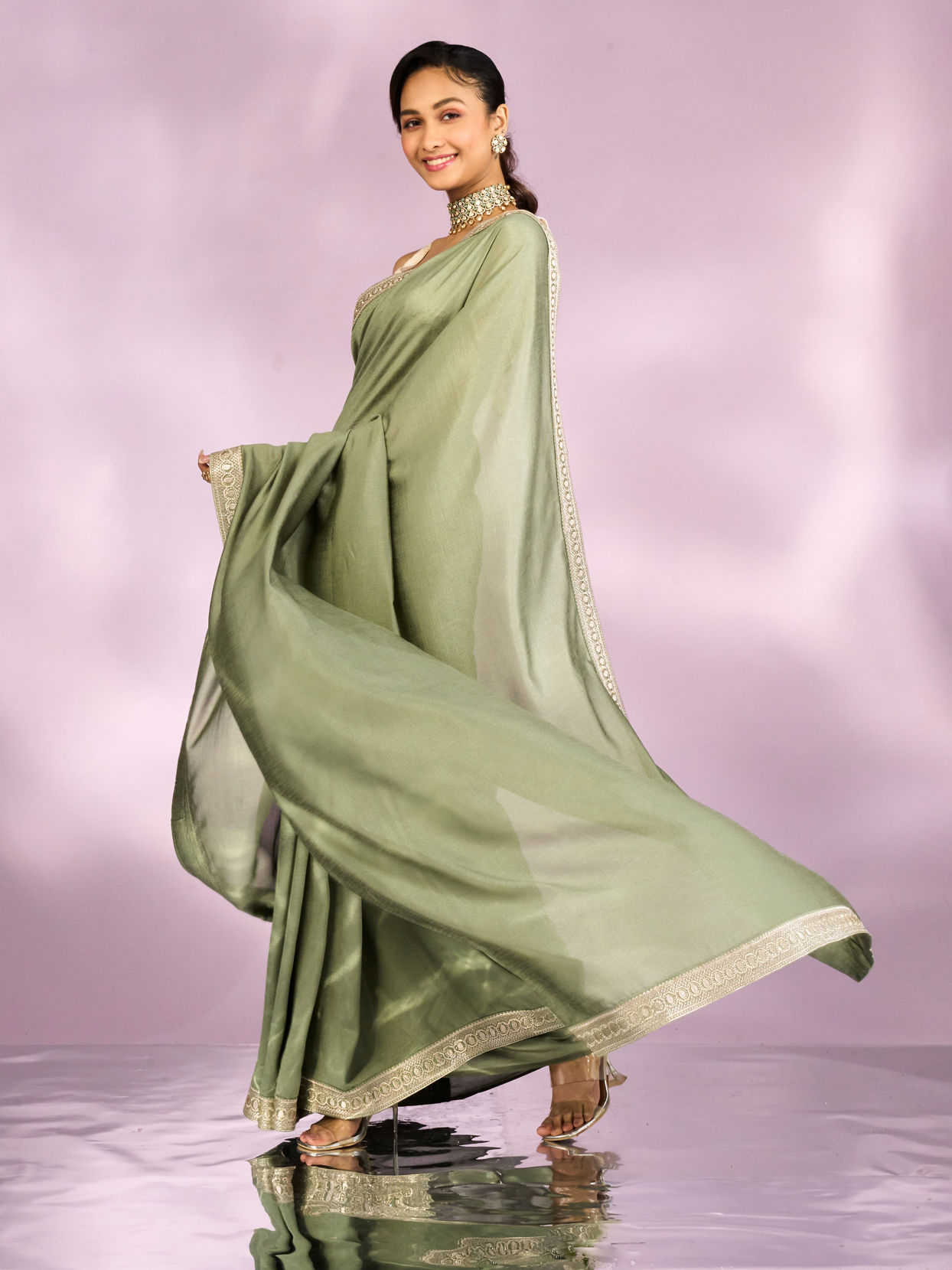 Mohey Women Emerald Elegance Saree