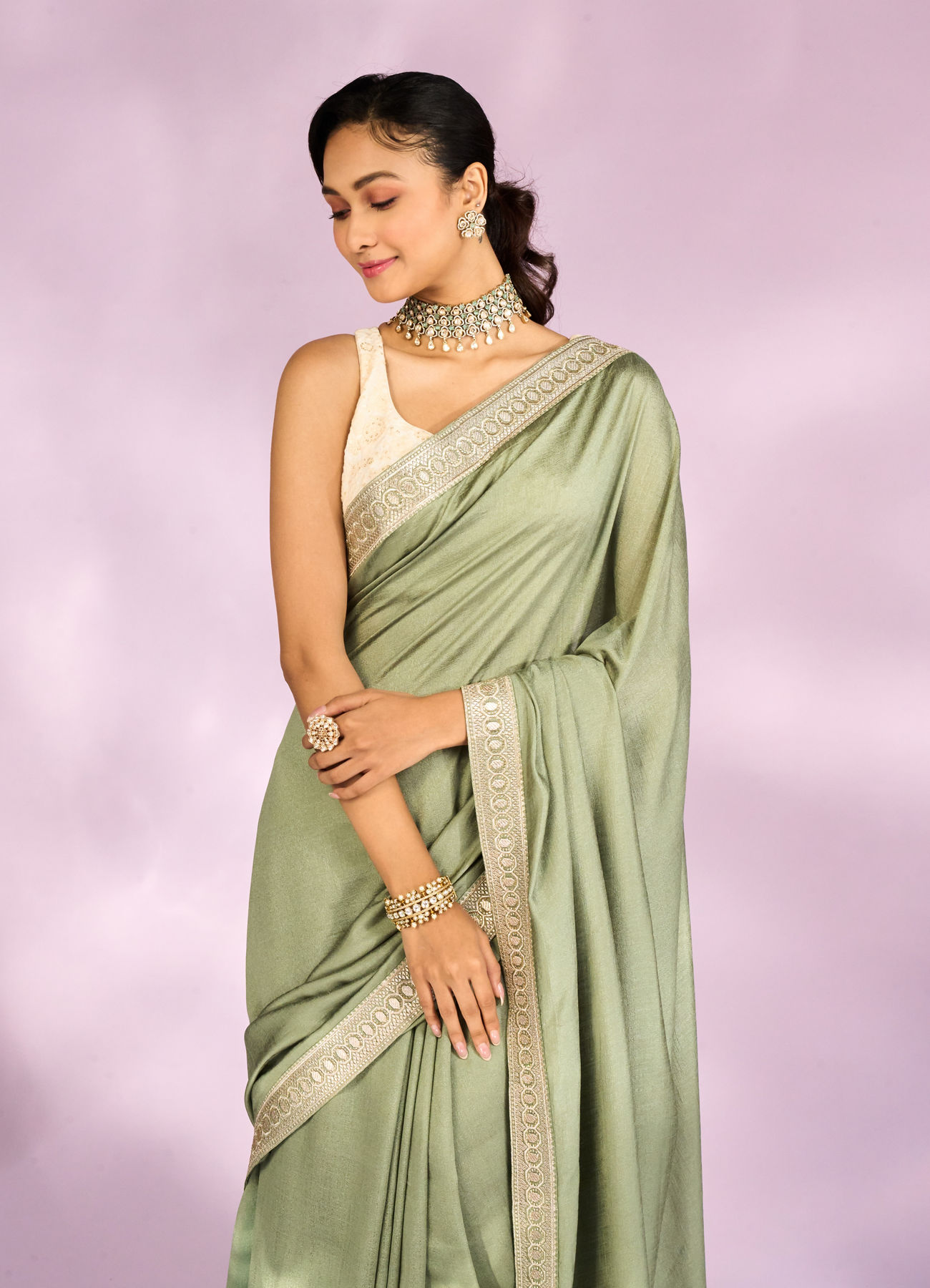 Mohey Women Emerald Elegance Saree