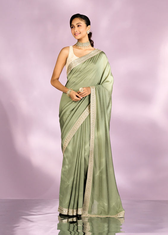 Mohey Women Emerald Elegance Saree