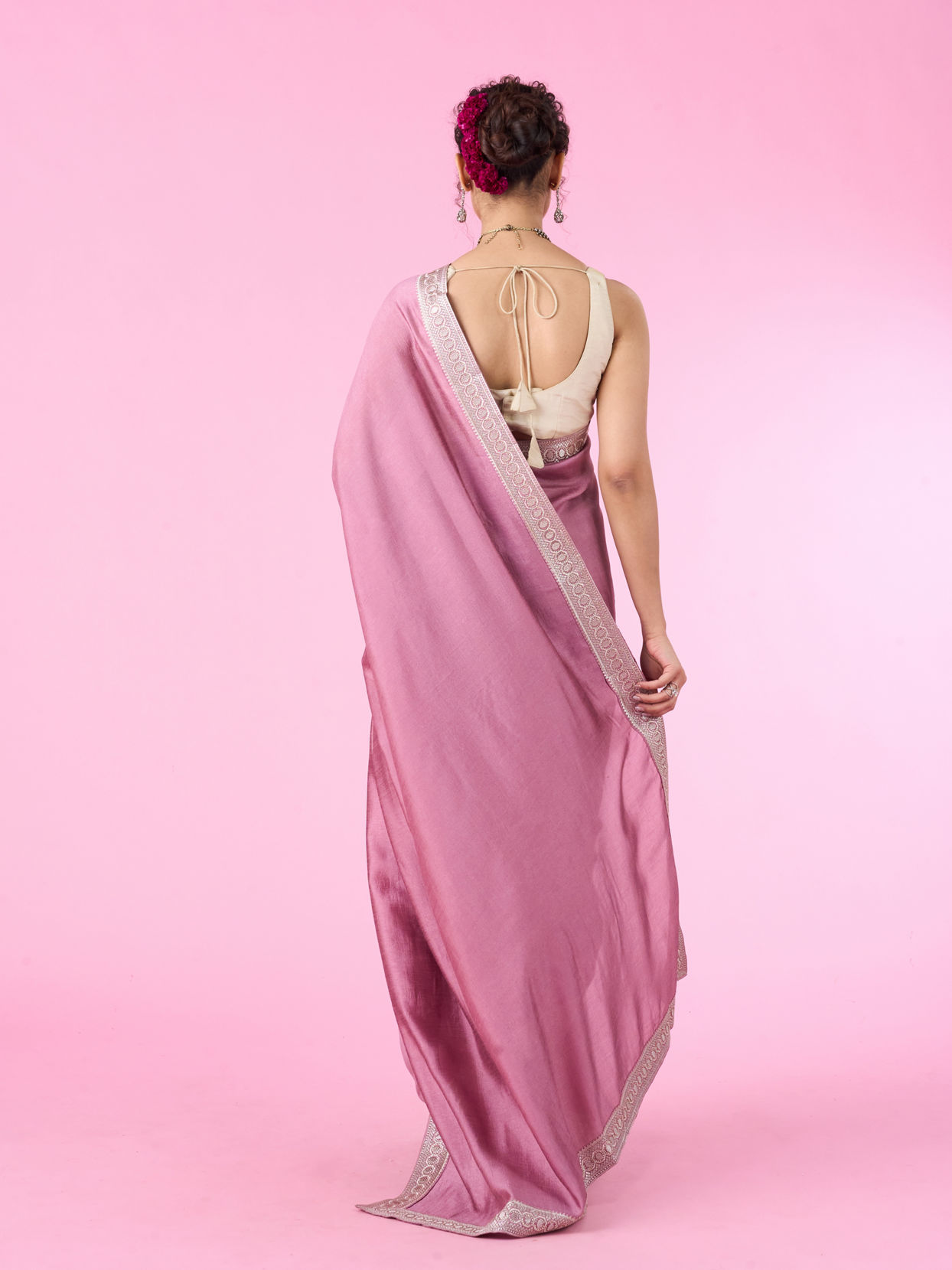 Mohey Women Dusty Pink Elegance Art Silk Saree