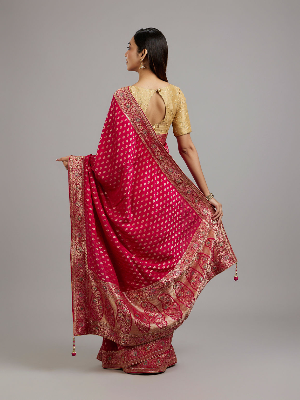 Mohey Women Radiant Rani Pink Saree