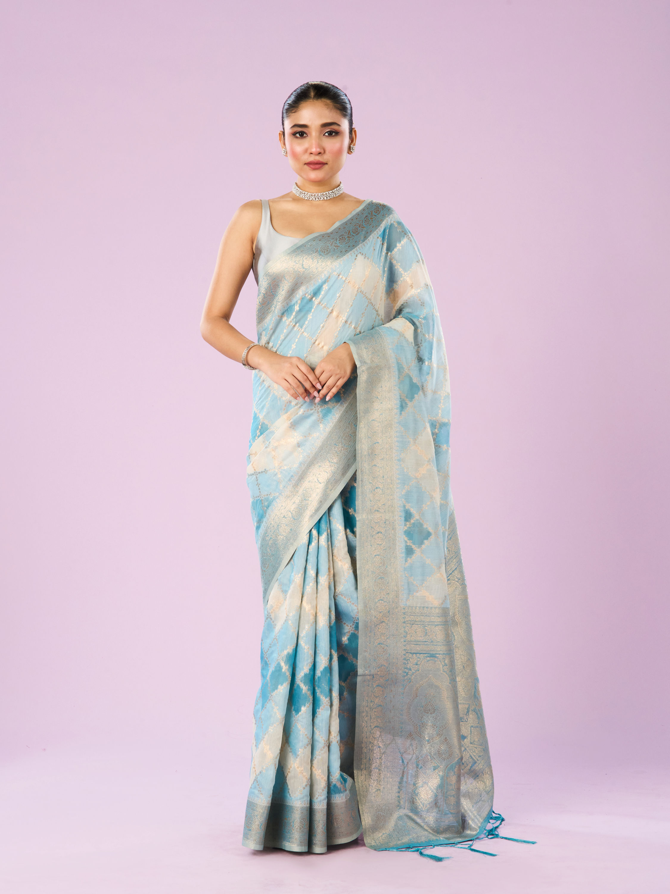Mohey Women Light Blue Enchantress Saree