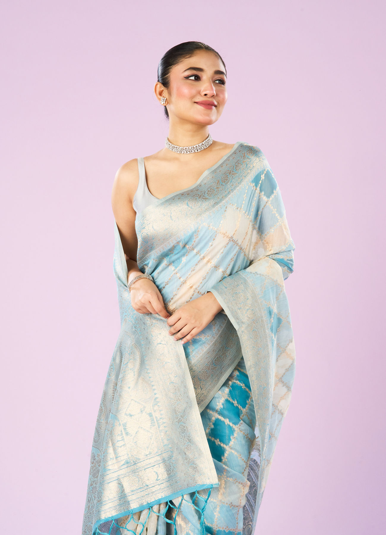 Mohey Women Light Blue Enchantress Saree