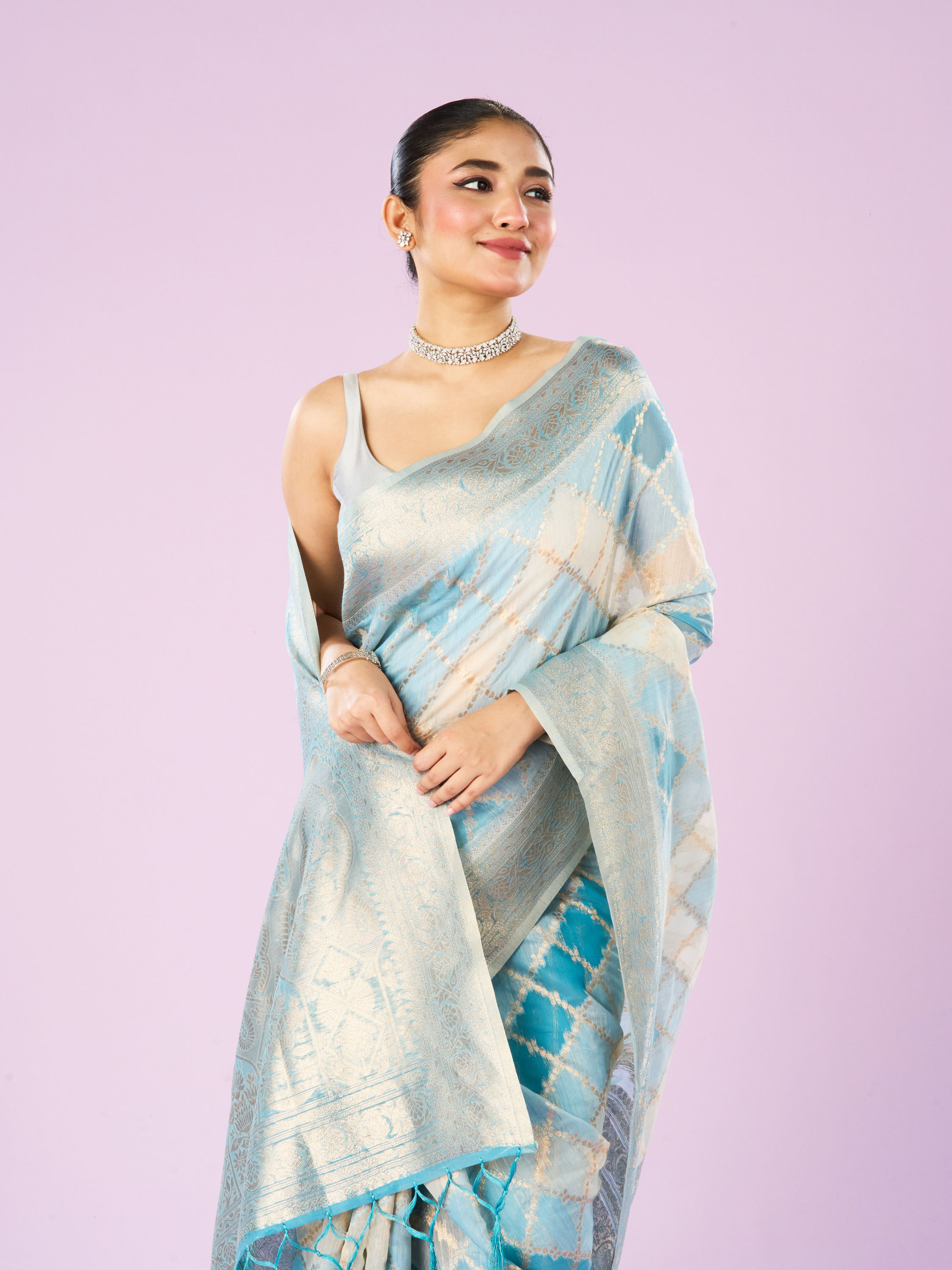 Mohey Women Light Blue Enchantress Saree