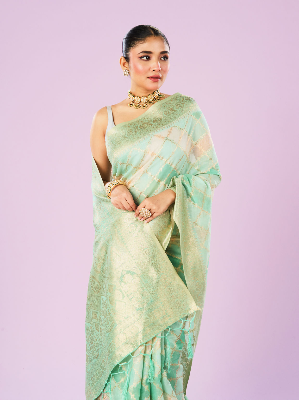 Mohey Women Sea Green Finery Saree