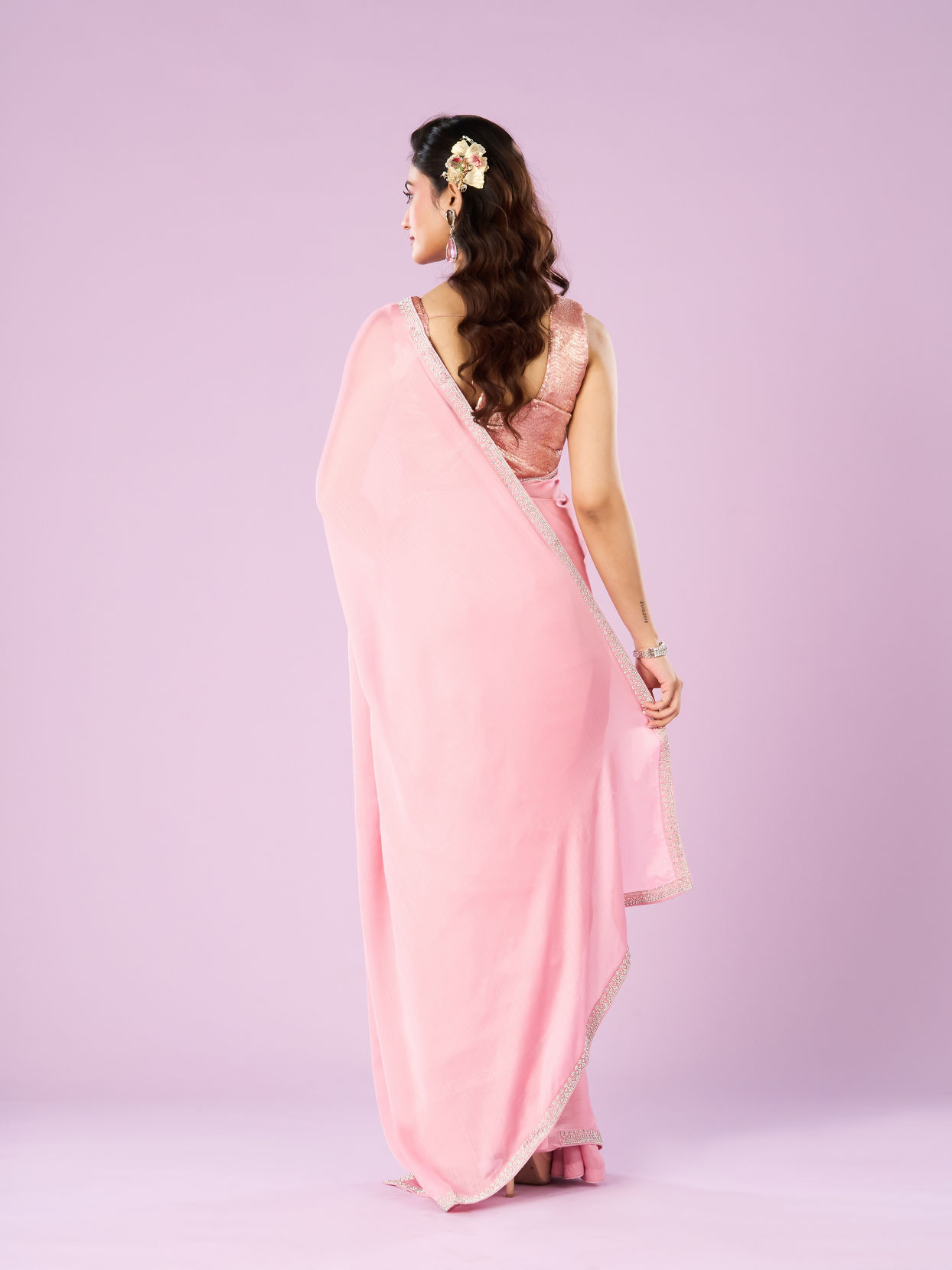 Mohey Women Pink Chinon Elegance Saree