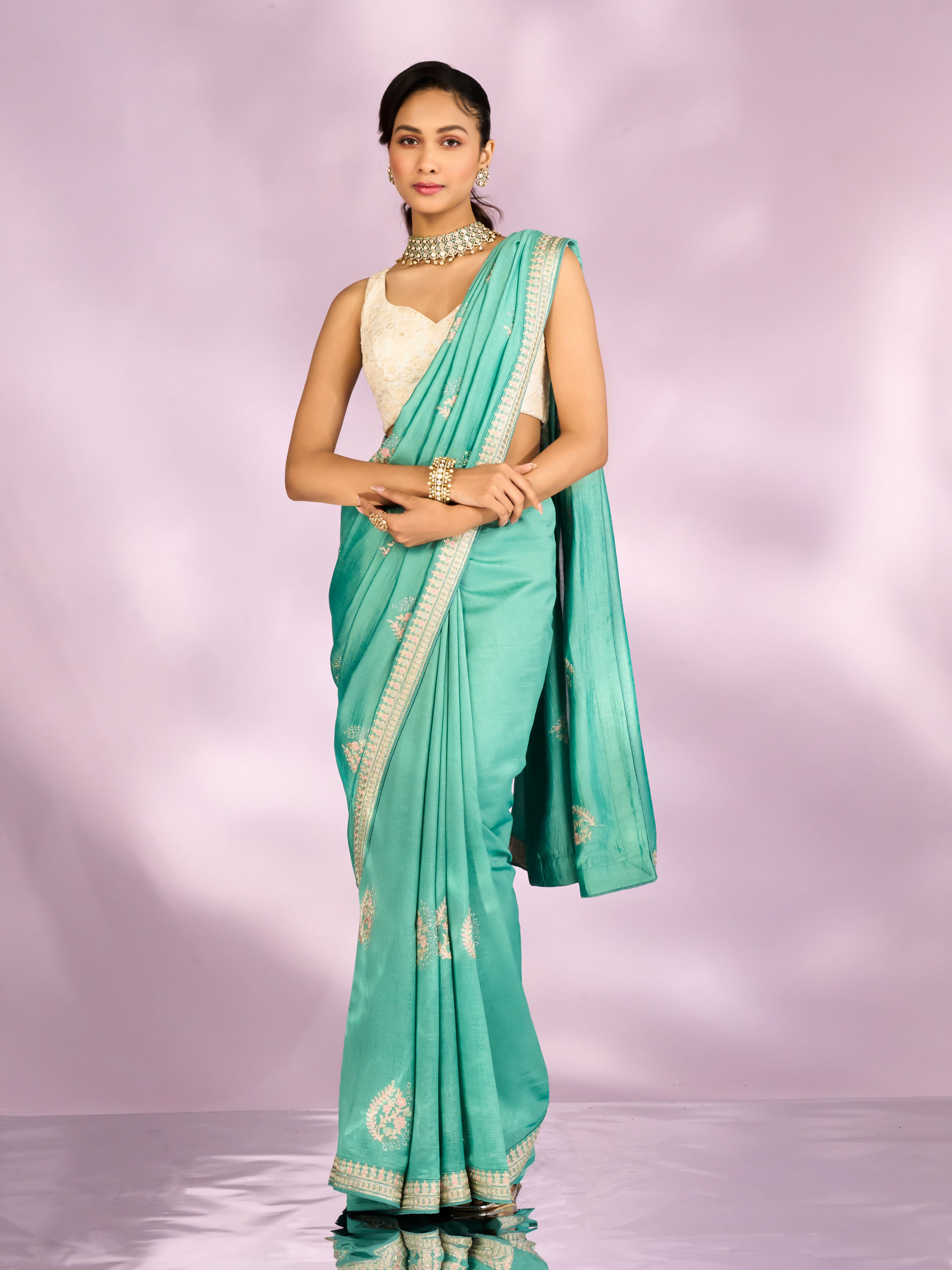 Mohey Women Enchanting Sea Green Saree