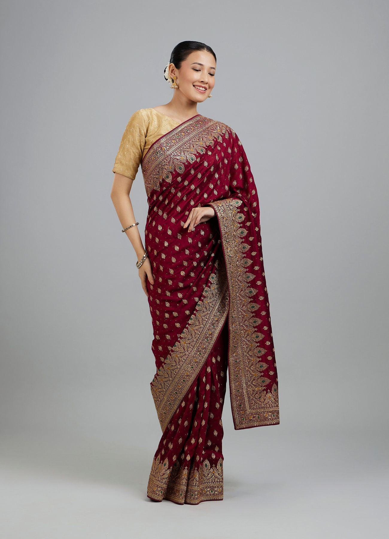 Mohey Women Wine Glory Elegance Saree