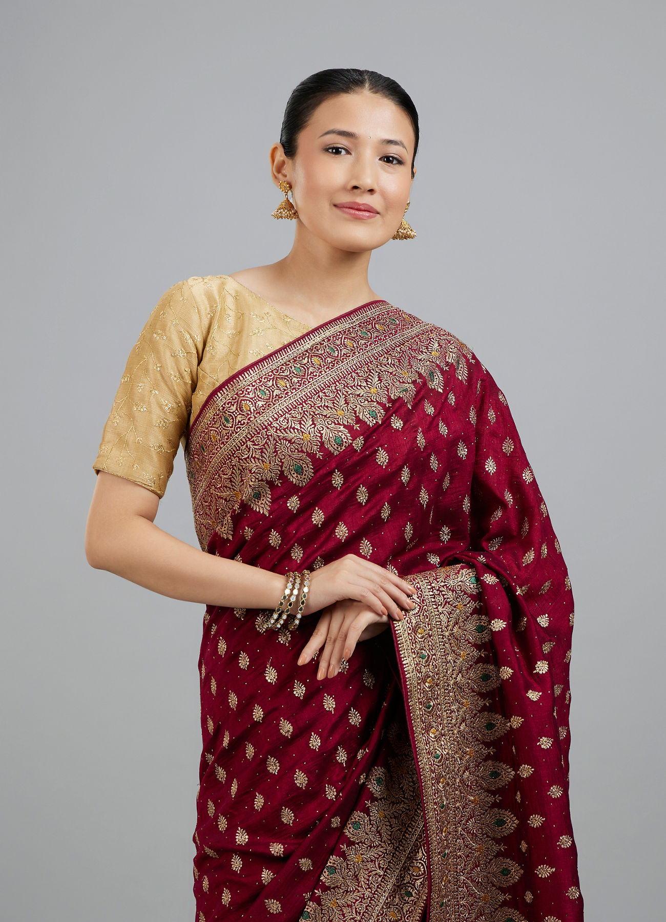 Mohey Women Wine Glory Elegance Saree