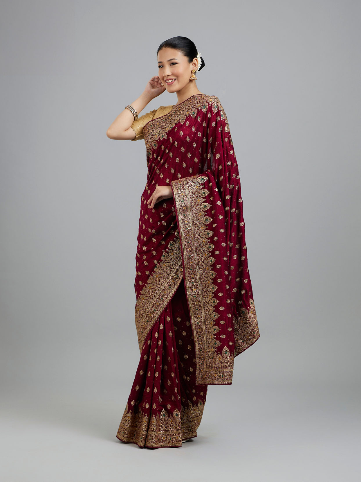 Mohey Women Wine Glory Elegance Saree