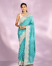 Mohey Women Exquisite Light Blue Saree
