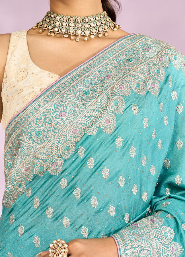 Mohey Women Exquisite Light Blue Saree