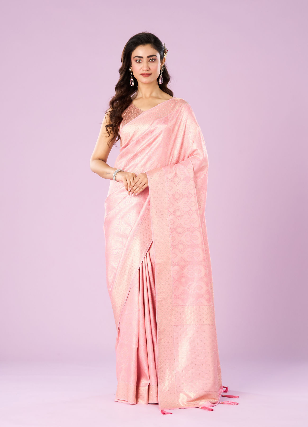 Mohey Women Ethereal Pink Banarasi Saree