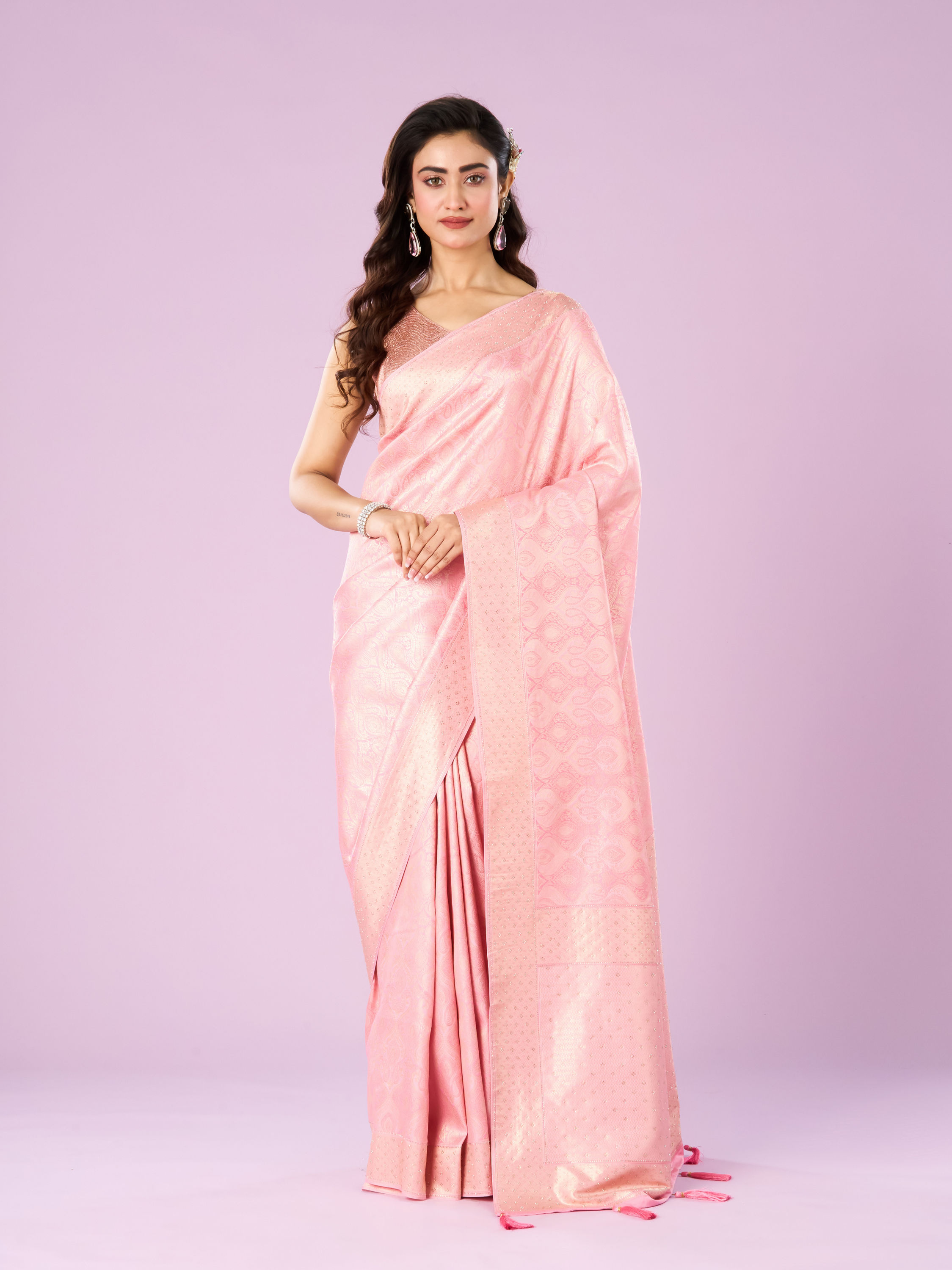 Mohey Women Ethereal Pink Banarasi Saree