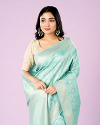 Mohey Women Elegant Light Blue Silken Saree