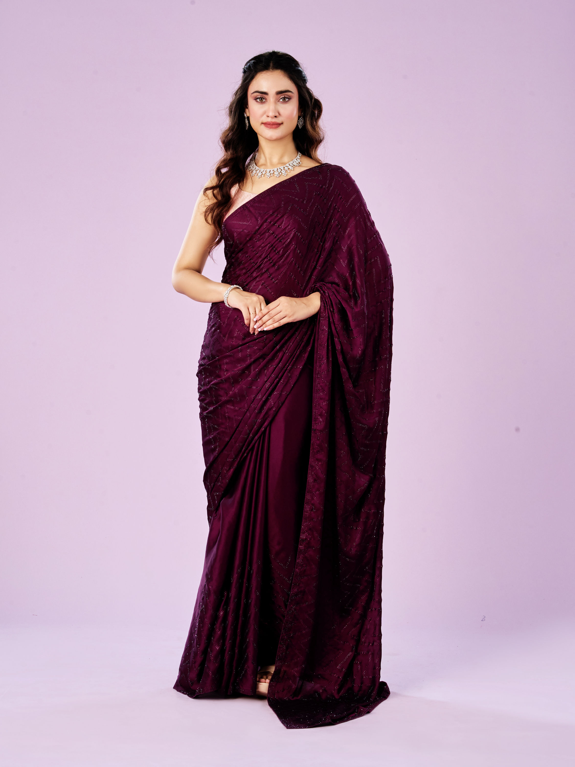 Mohey Women Elegant Wine Satin Saree