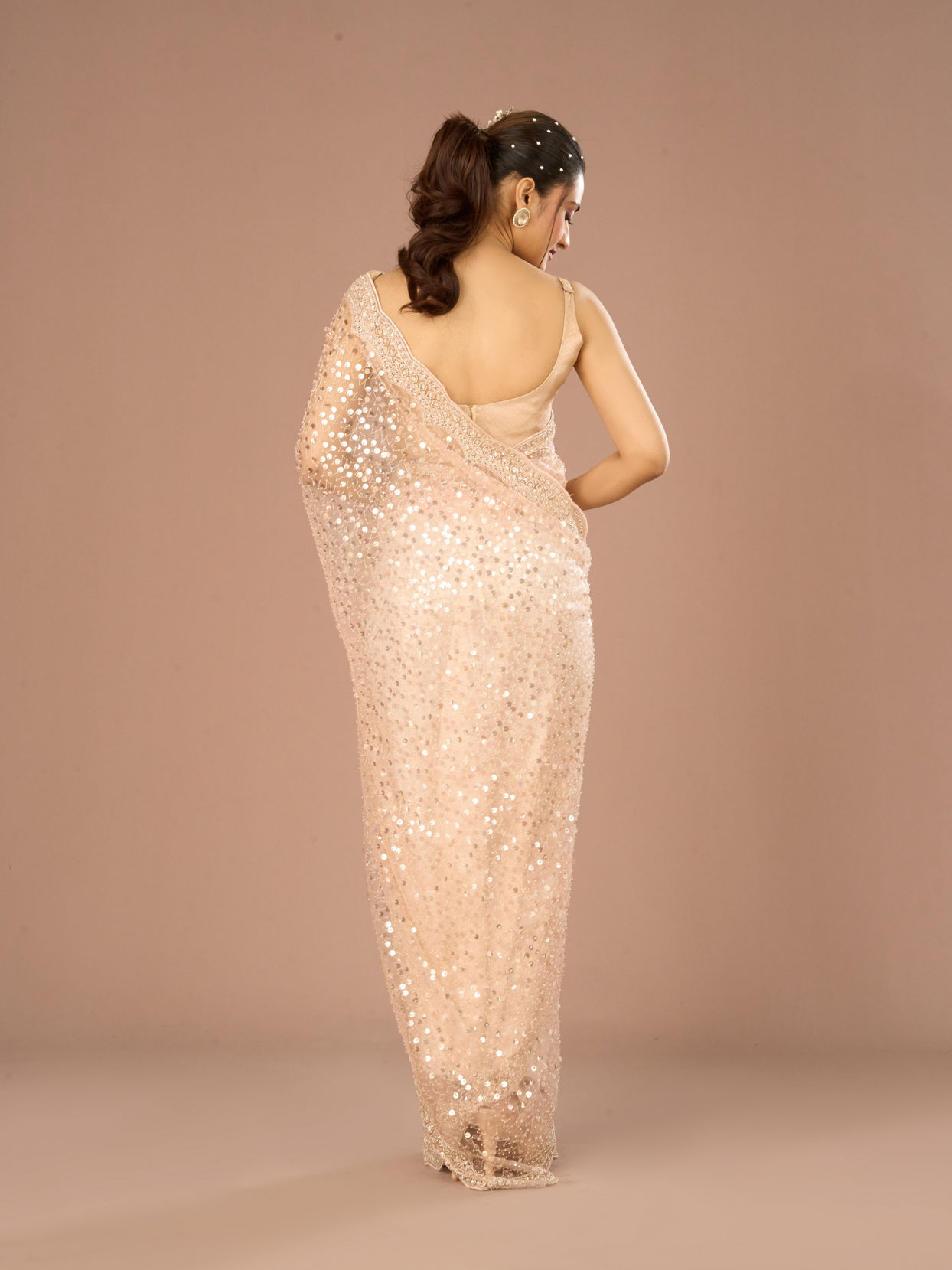 Mohey Women Stellar Peach Saree