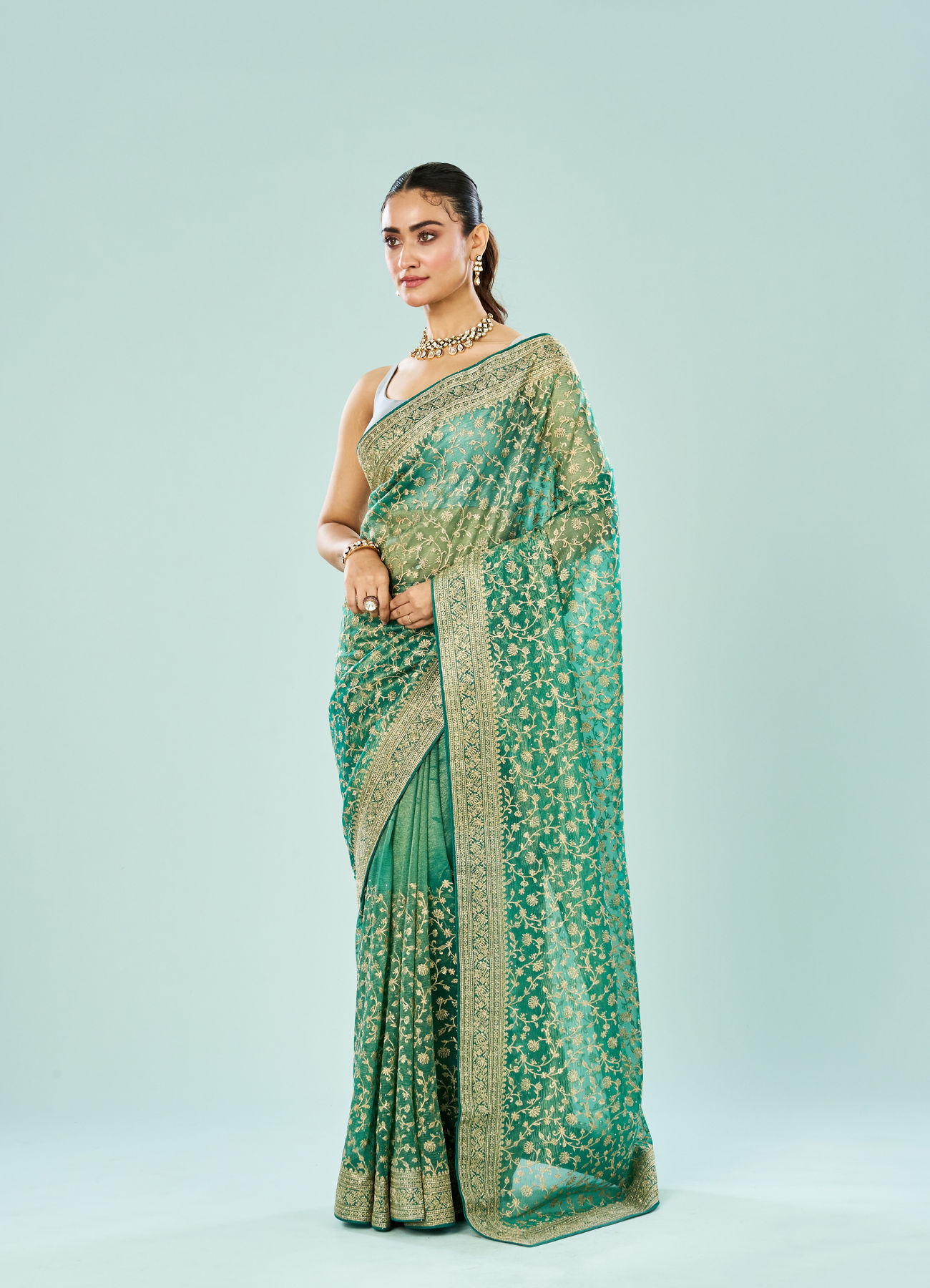 Mohey Women Emerald Enchantress Organza Saree