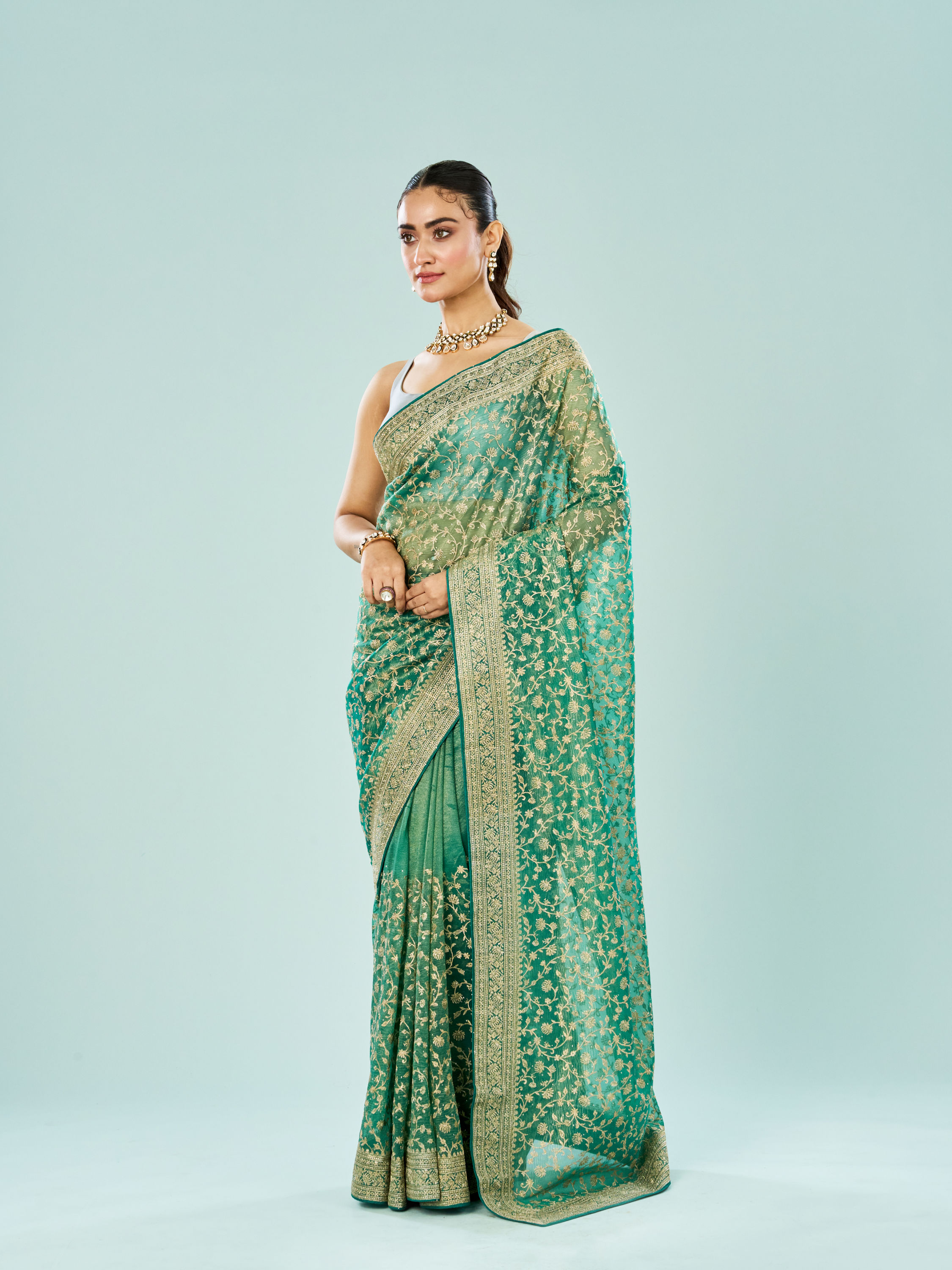 Mohey Women Emerald Enchantress Organza Saree