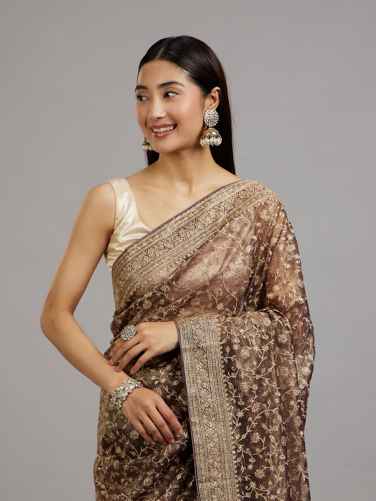Mohey Women Purple Splendor of Style Saree