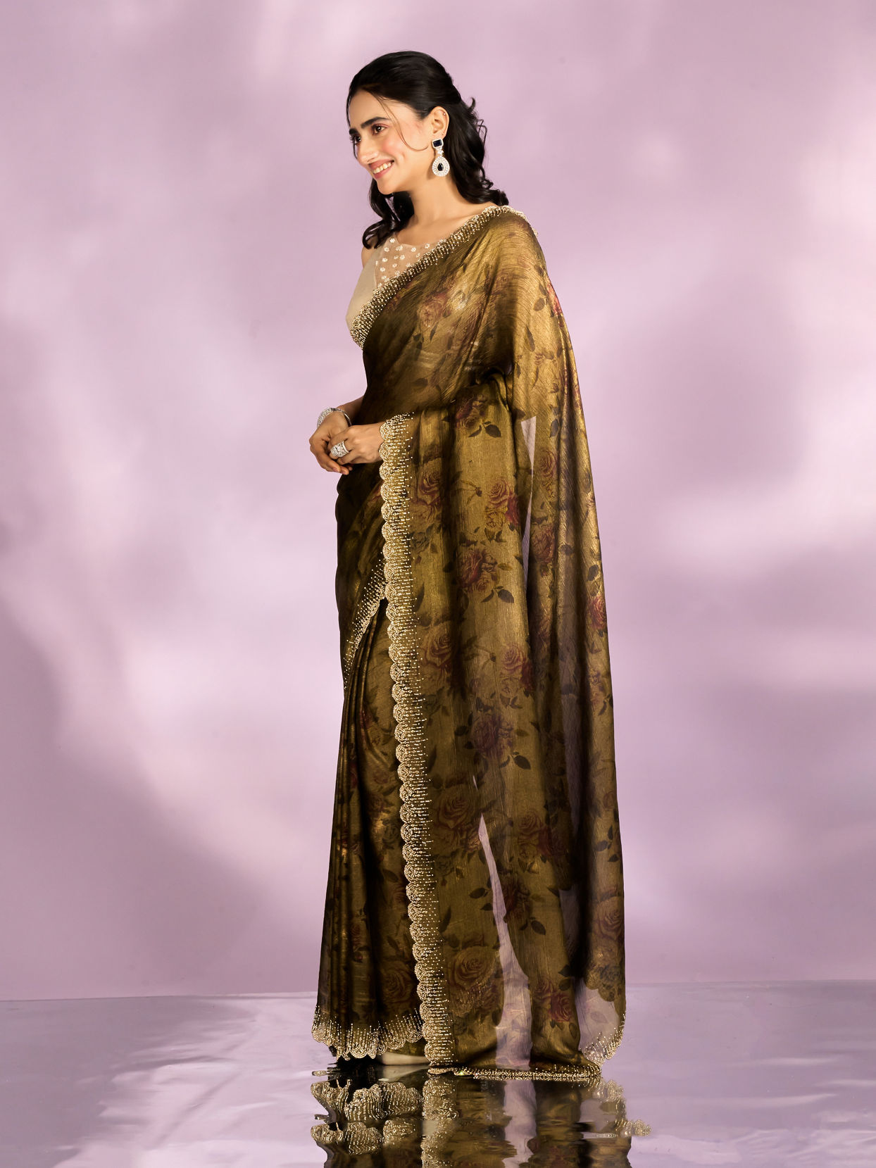 Mohey Women Majestic Mehandi Green Organza Radiance Saree