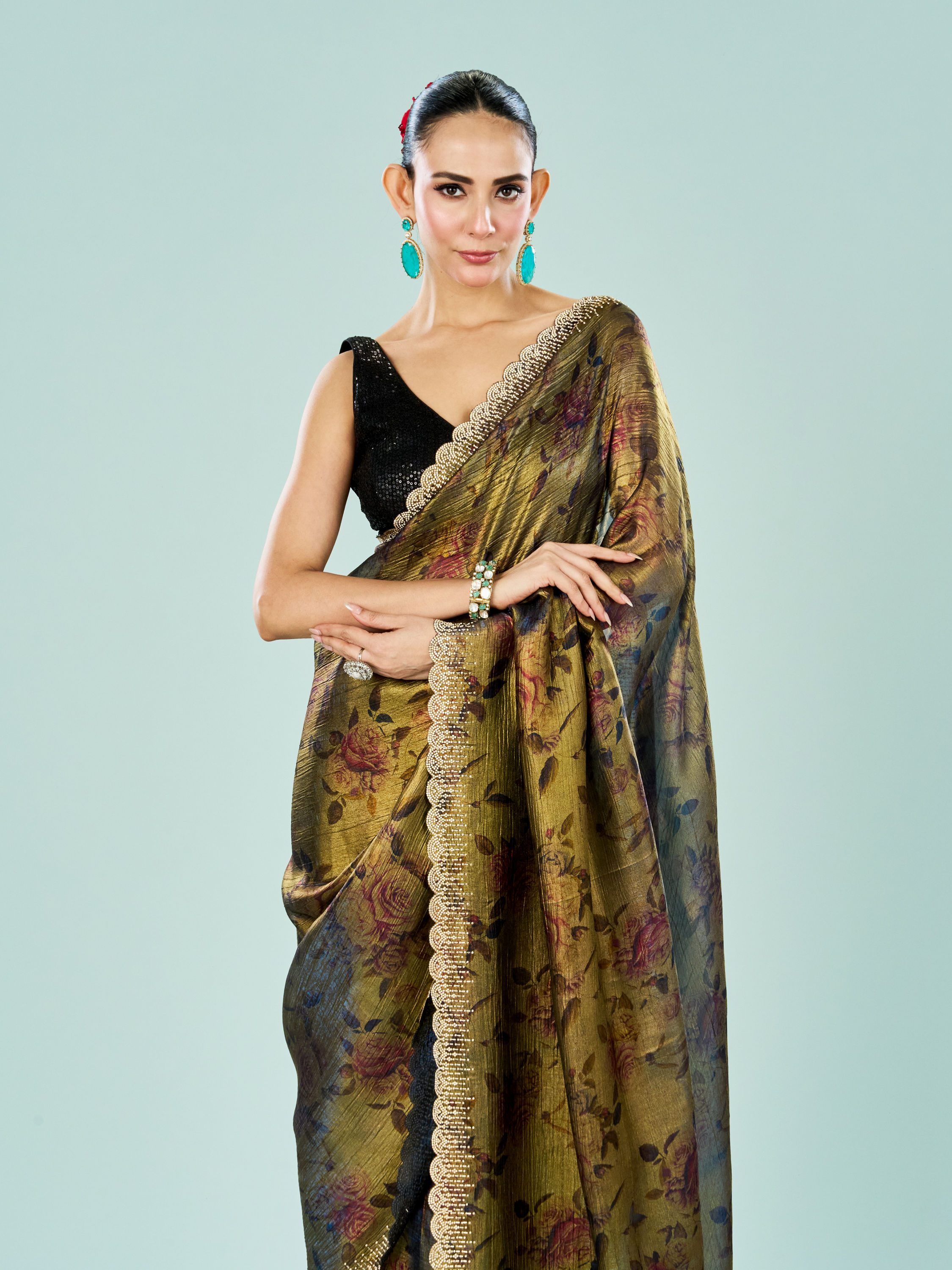 Mohey Women Ethereal Blue Organza Saree