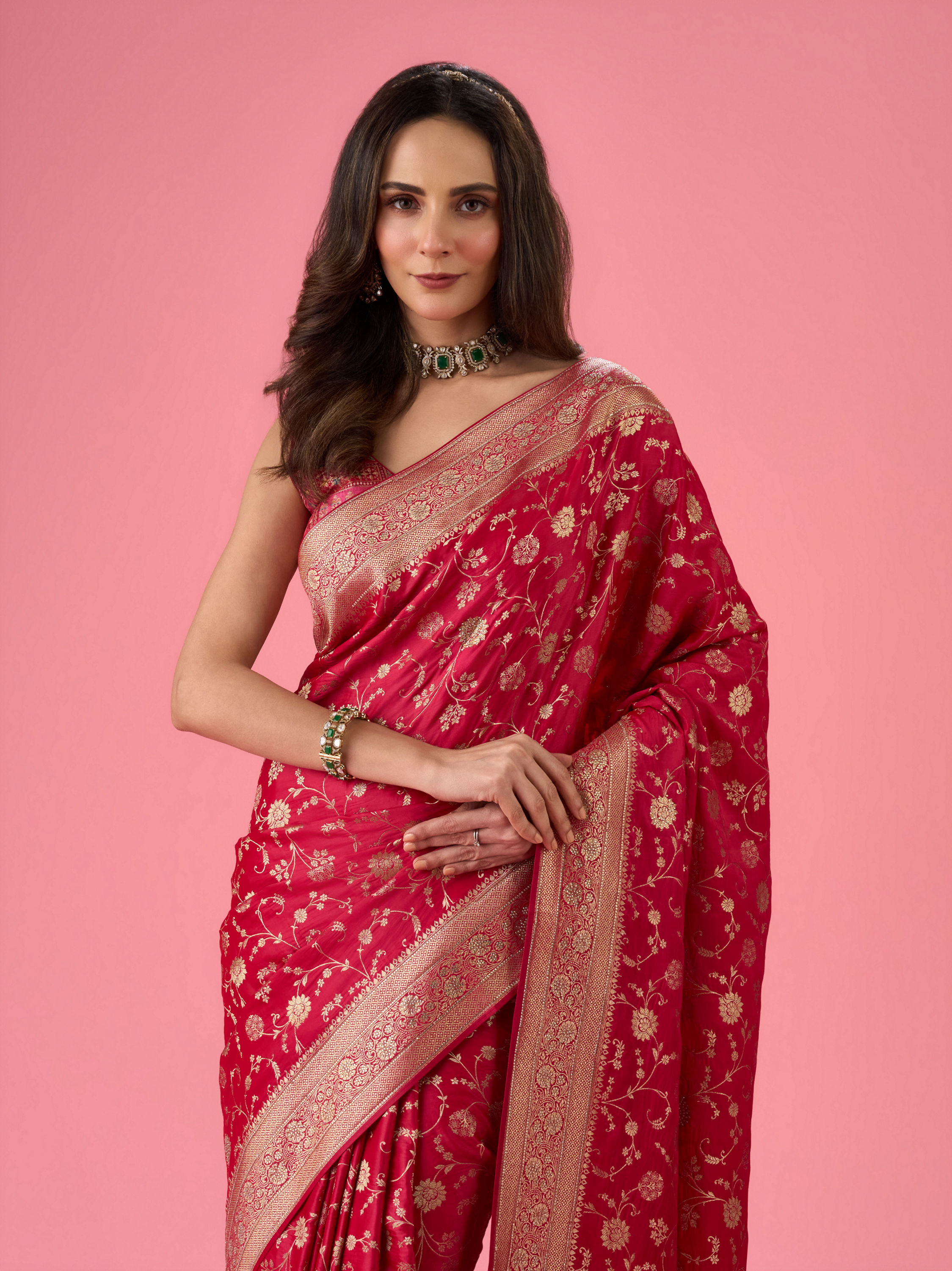 Mohey Women Radiant Pink Elegance Saree