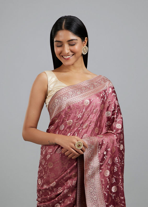 Mohey Women Dusty Pink Elegance Saree
