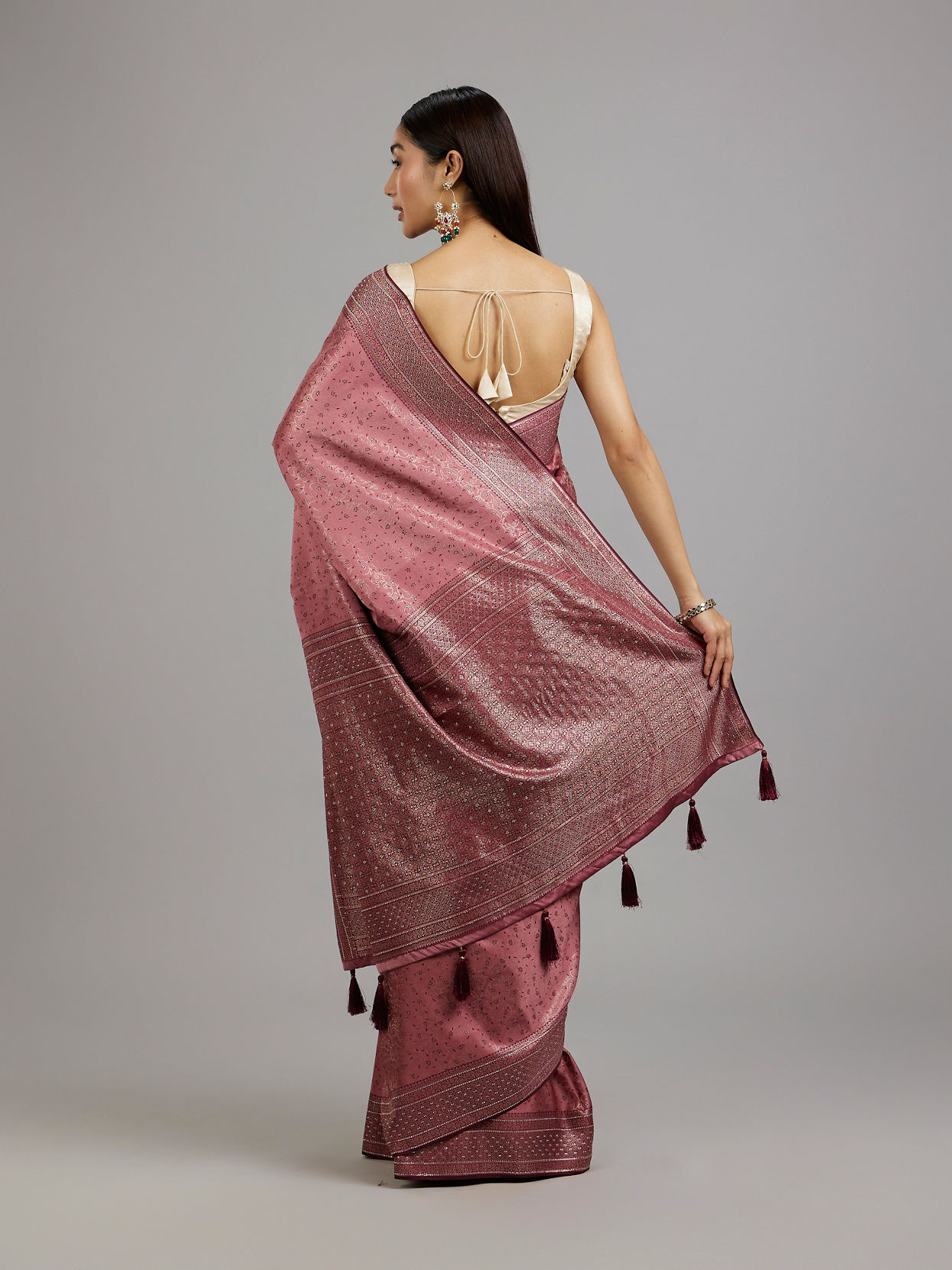 Mohey Women Dusty Pink Elegance Saree