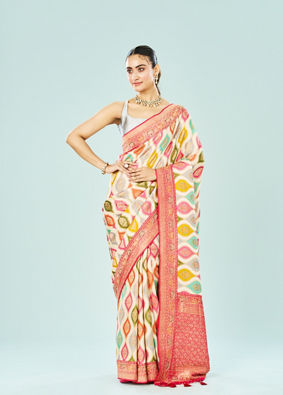 Mohey Women Radiant Cream Satin Saree