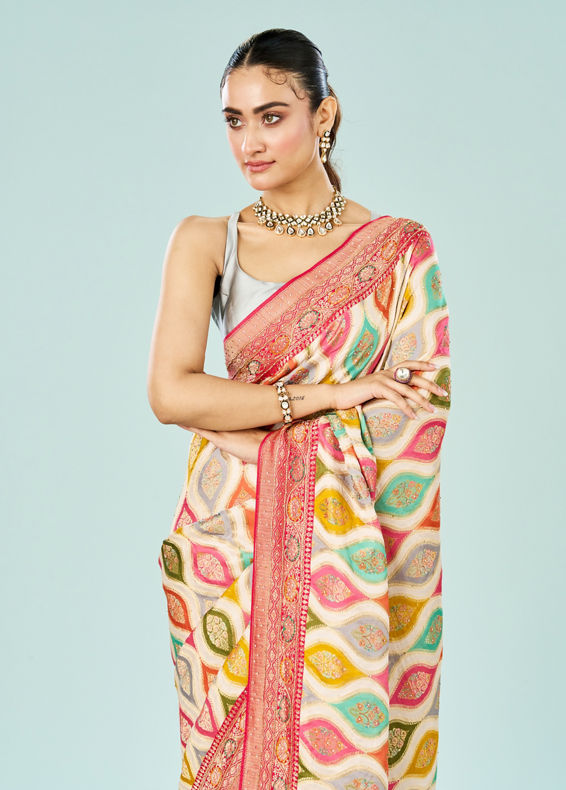 Mohey Women Radiant Cream Satin Saree