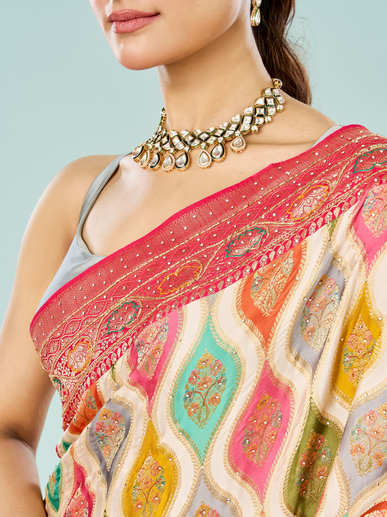 Mohey Women Radiant Cream Satin Saree