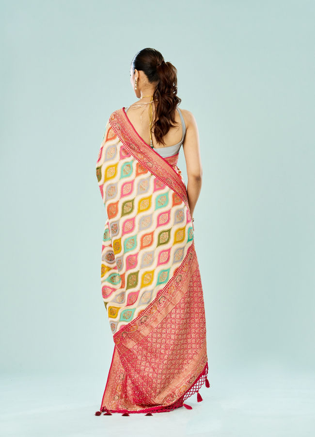 Mohey Women Radiant Cream Satin Saree