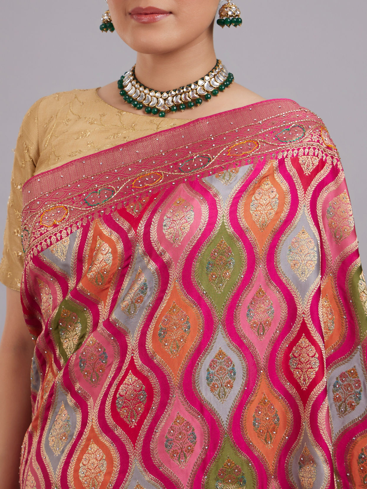 Mohey Women Enchanting Pink Satin Saree