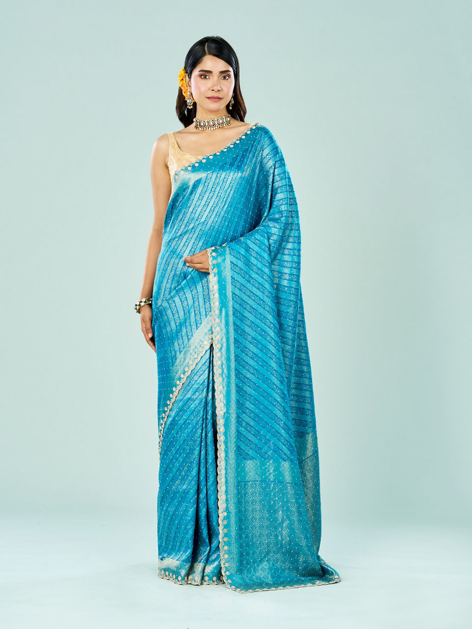 Mohey Women Blue Elegance Saree