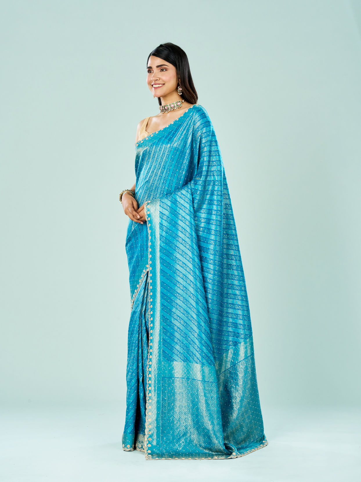 Mohey Women Blue Elegance Saree