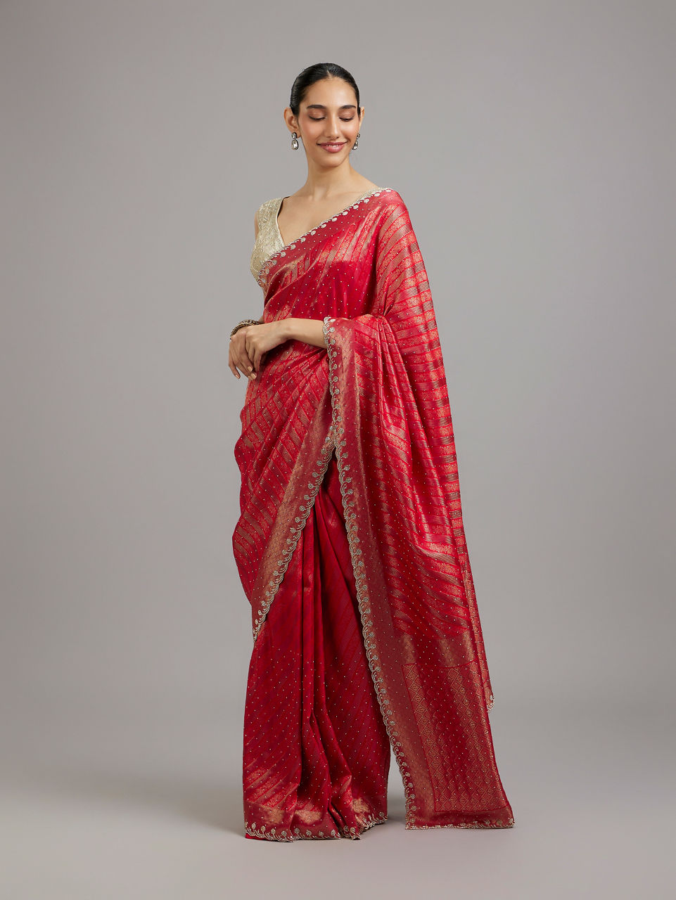 Mohey Women Regalia Rani Silk Saree