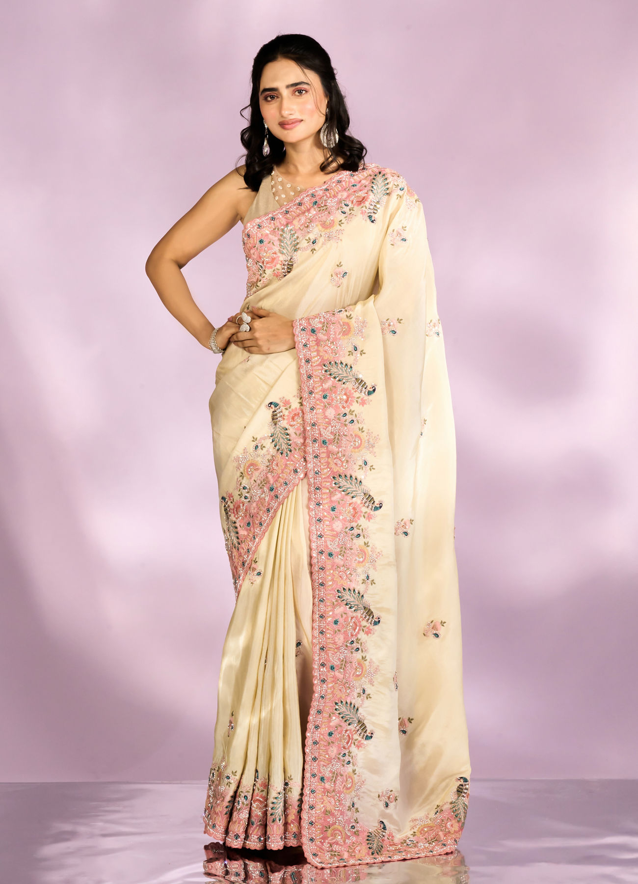 Mohey Women Enthralling Cream Organza Saree