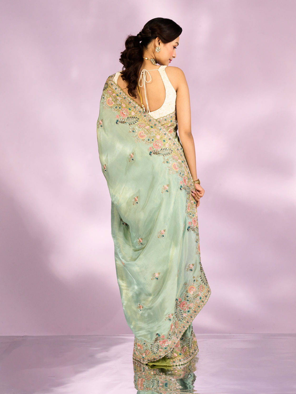 Mohey Women Sea Green Elegance Saree