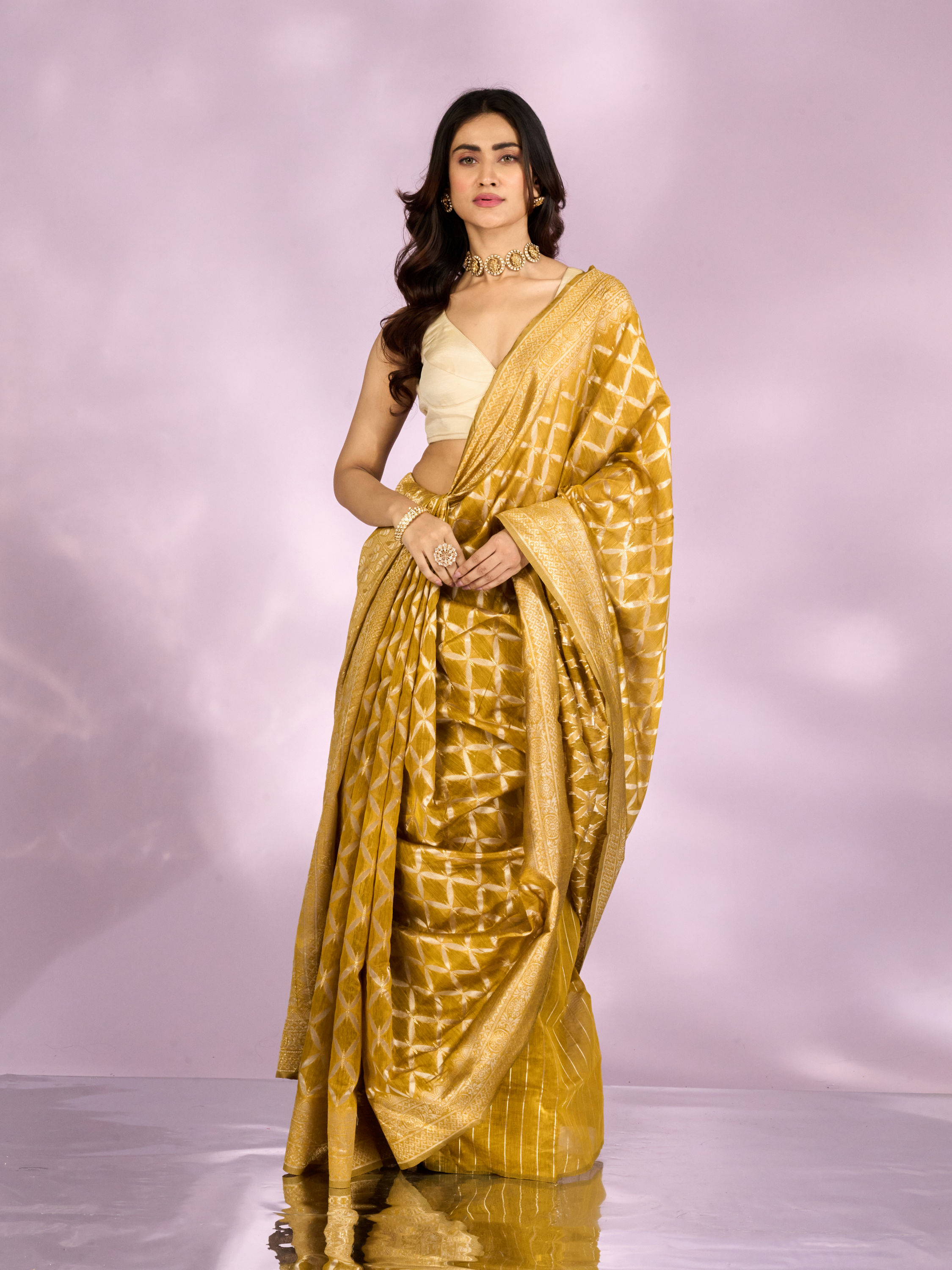 Mohey Women Yellow Art Silk Saree